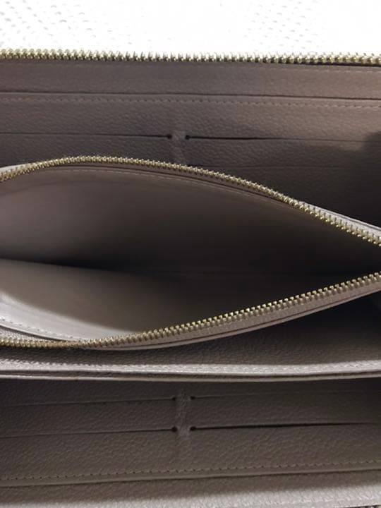 LOUIS VUITTON ルイヴィトン　正規店購入！