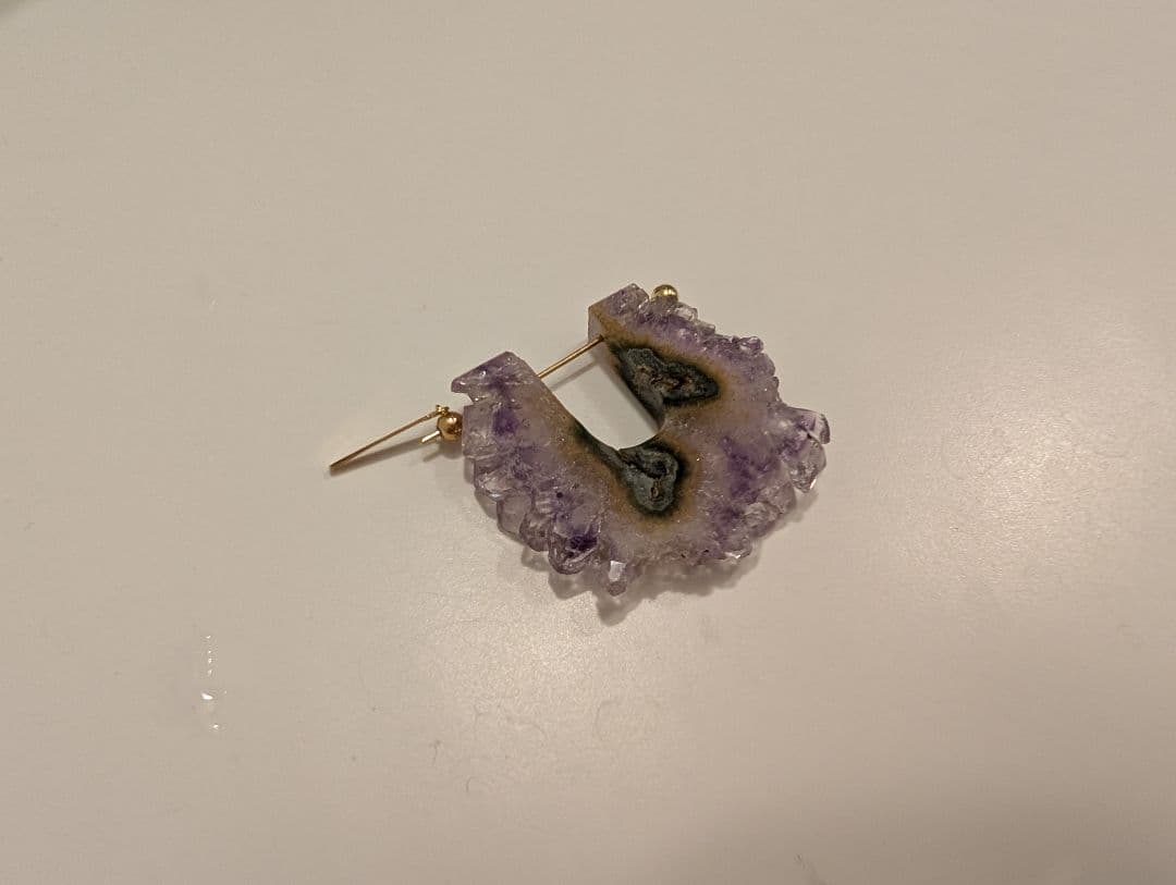 MONAKA Jewellery　モナカ　ロックピアス　アメジスト原石