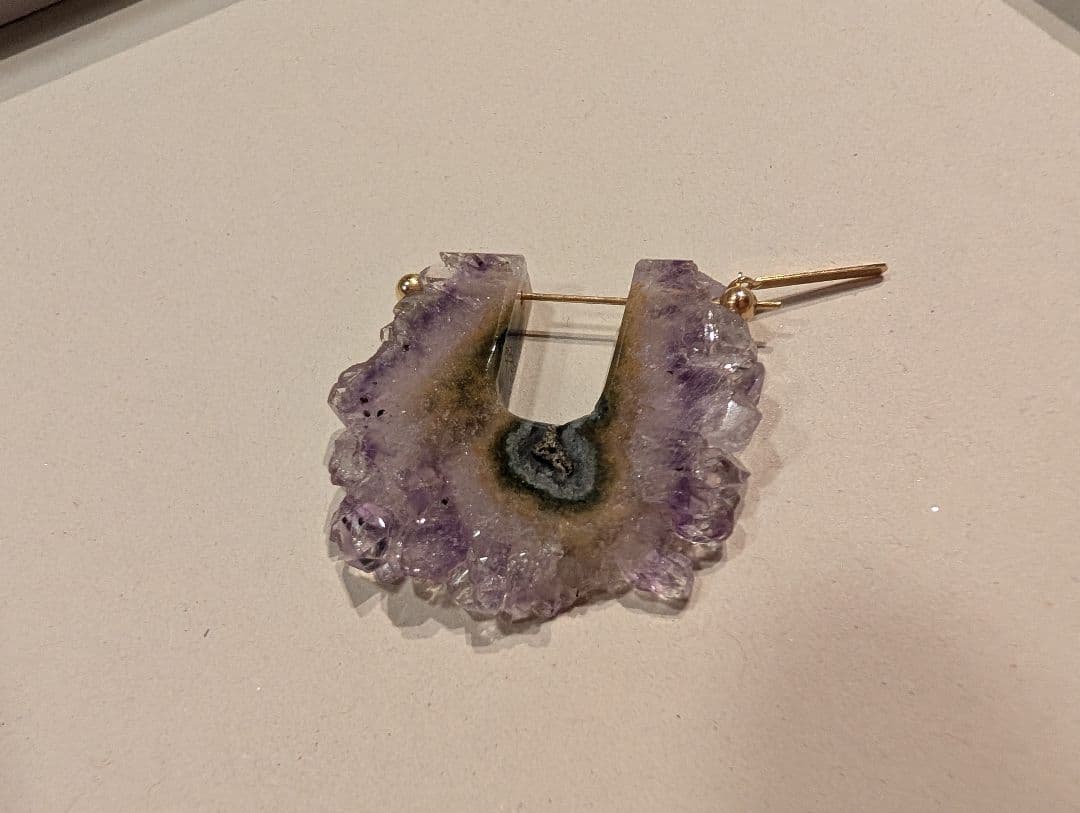 MONAKA Jewellery　モナカ　ロックピアス　アメジスト原石