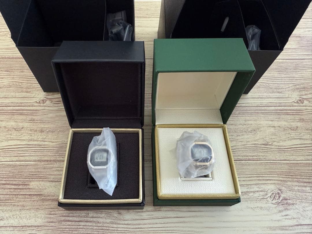 【新品】　金銀リングウォッチ　2本セット　CASIO