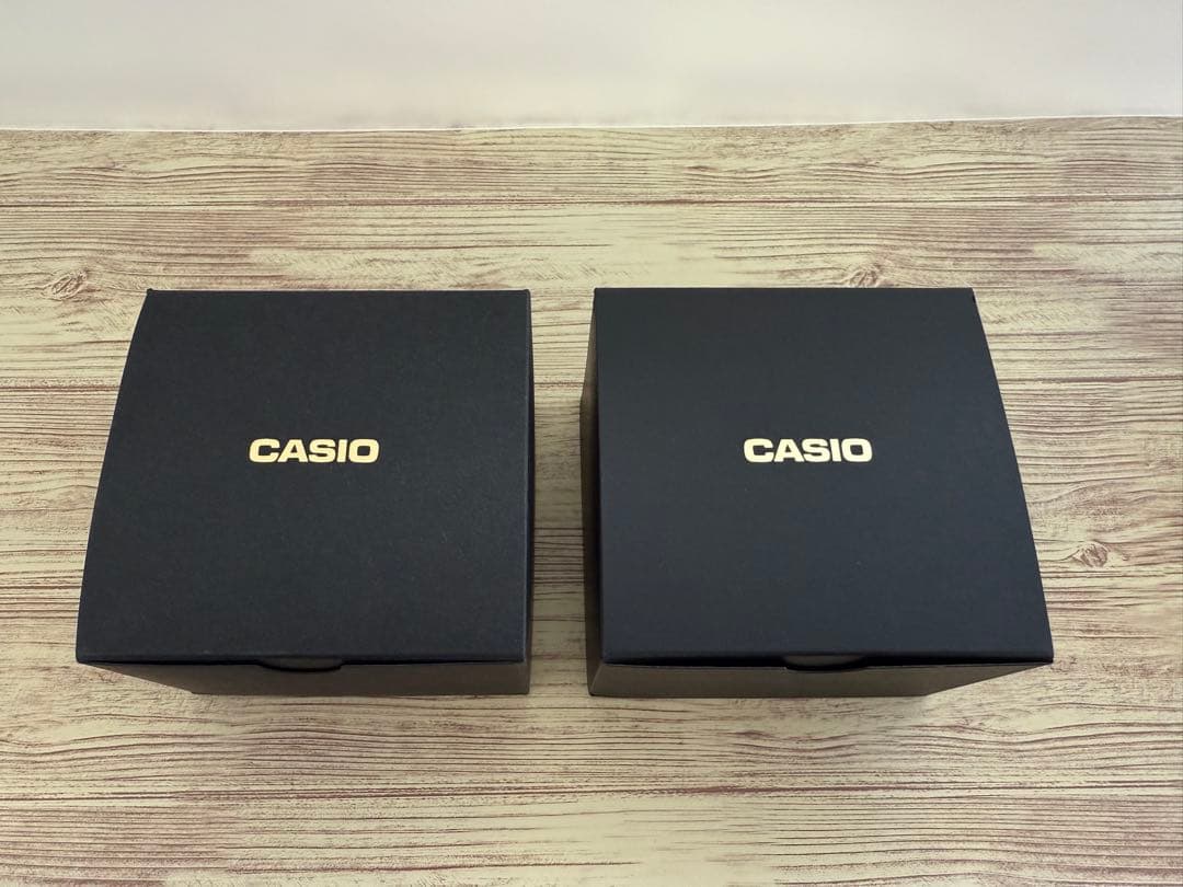 【新品】　金銀リングウォッチ　2本セット　CASIO