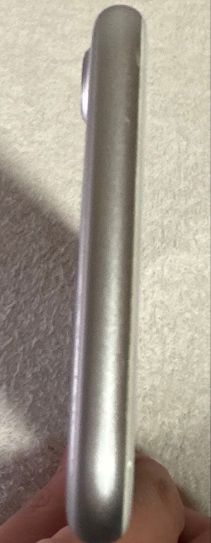 【値下げ❗️】Apple iPhone 7 128GBシルバー SIMフリー