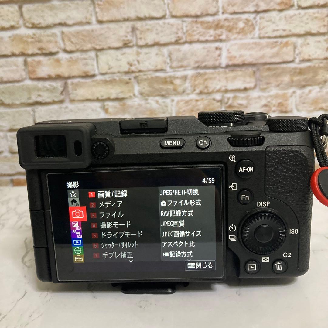 西村【良品】SONY ILCE-7CM2 α7CII 動作品 デジタル一眼