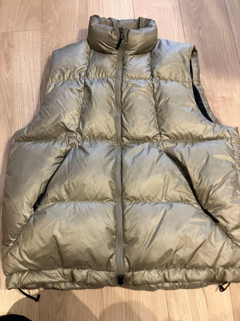 ゴールドウインパーテックスカンタムダウンベストLサイズ
