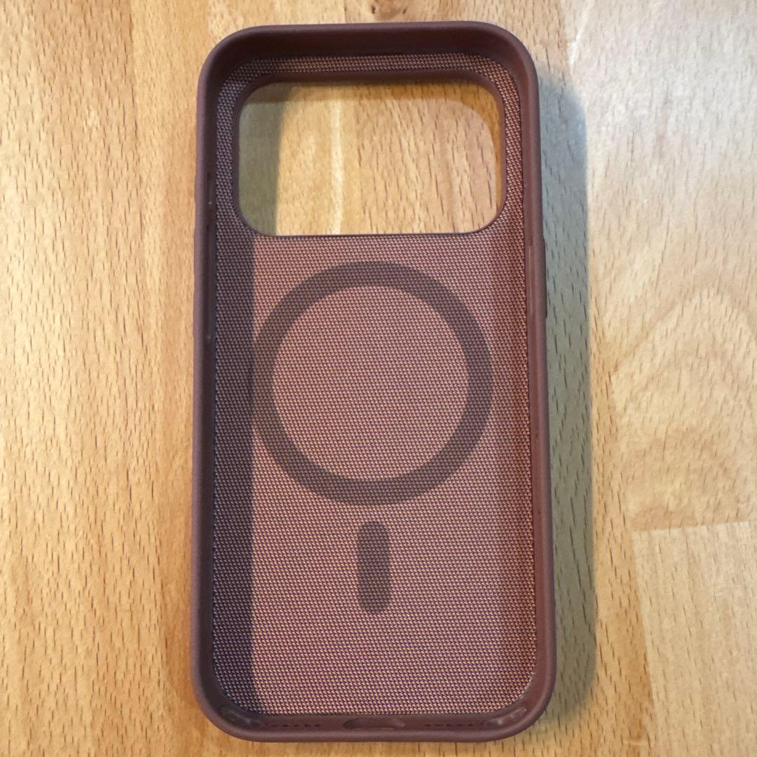 iPhone 17 Pro テックウーブンケース　シエナ