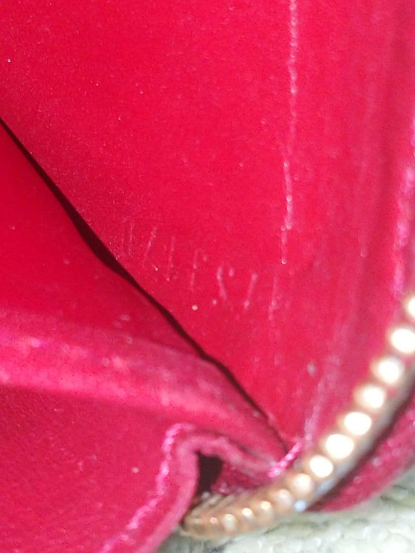 【セール１万均一】ルイヴィトン　ヴェルニラウンドファスナーパース