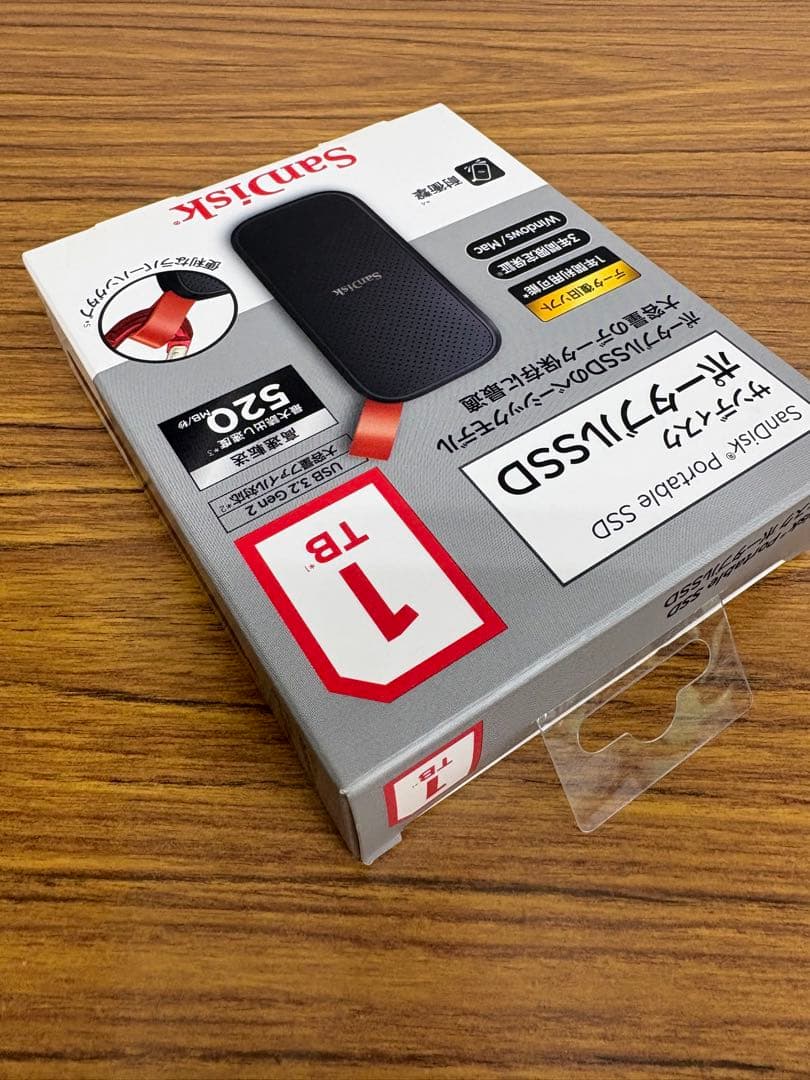 外付けハードディスク・ドライブ SanDisk portable SSD 1TB