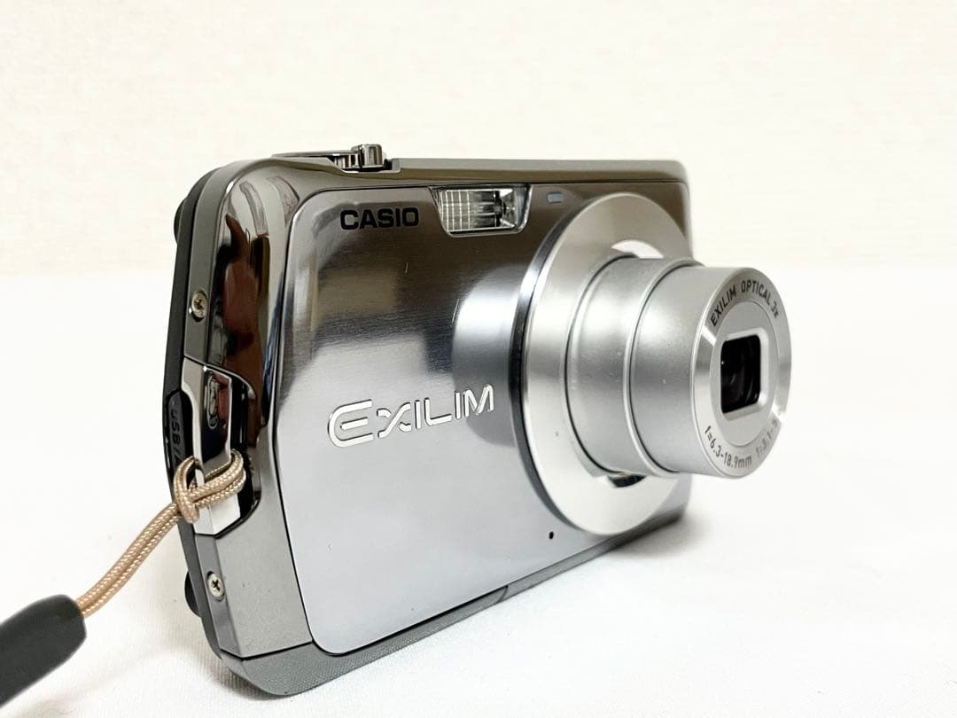 【極美品・完動品】　CASIO EXILIM EX-Z1 シルバー　動作確認済