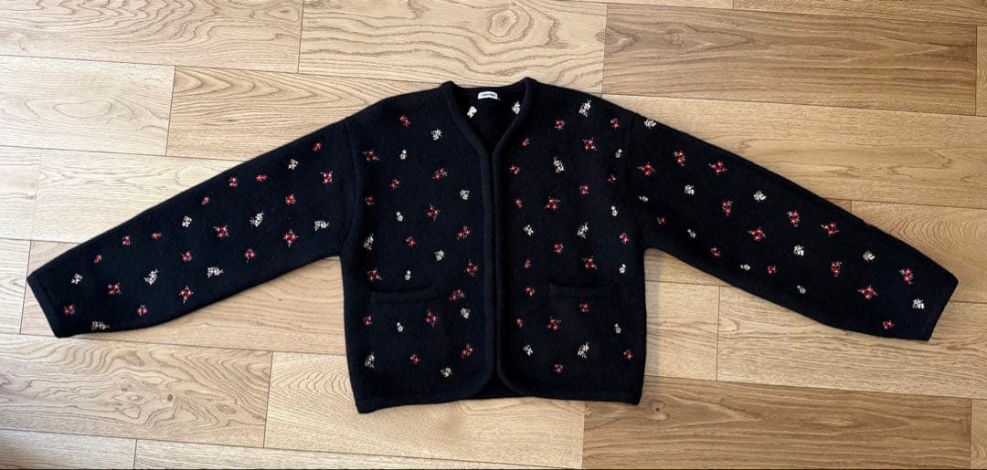 クレドナ　FLOWER EMBROIDERY KNIT JACKET