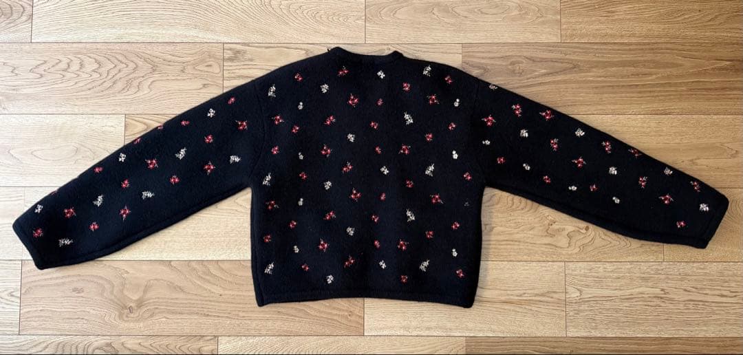 クレドナ　FLOWER EMBROIDERY KNIT JACKET