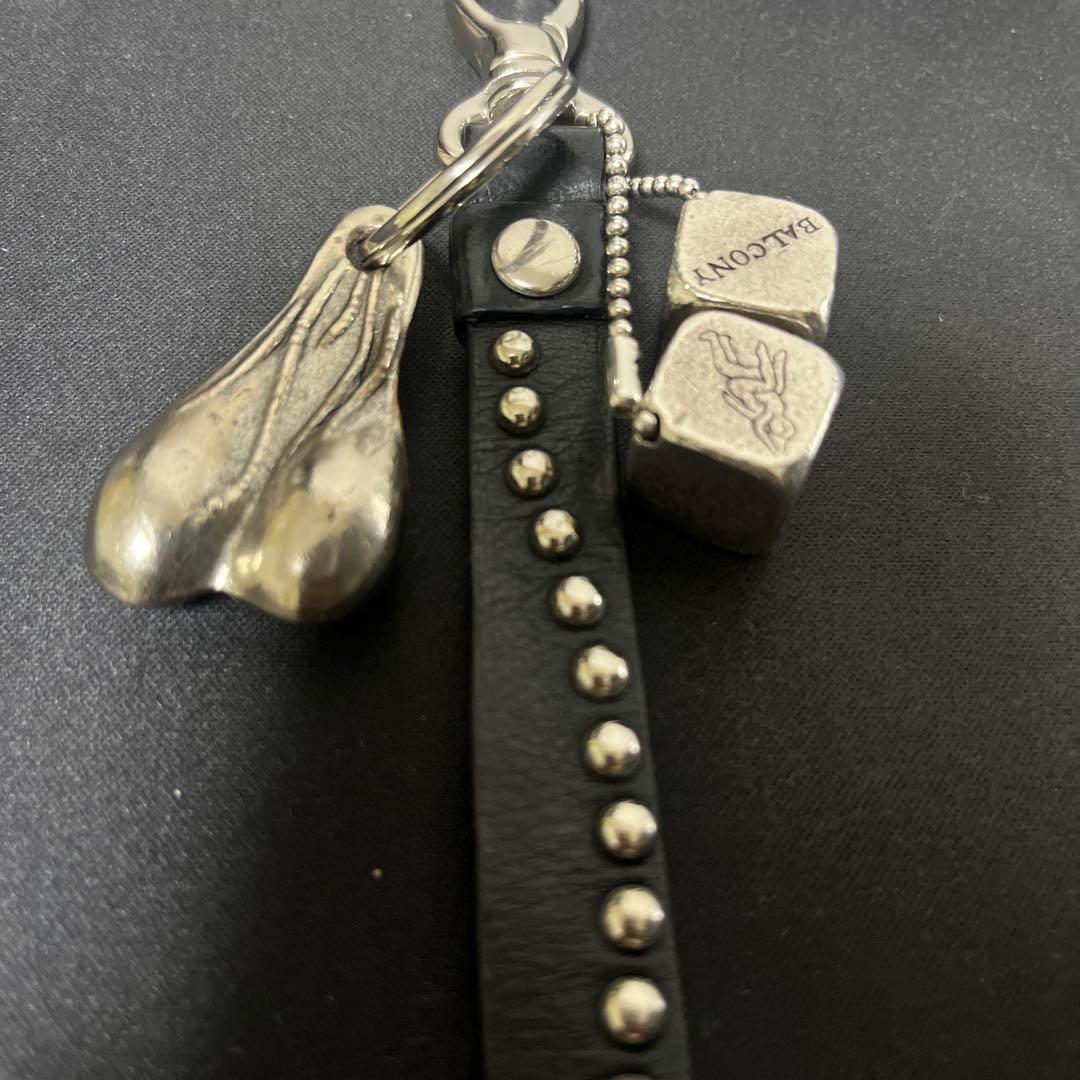 スタッズキーホルダー　USブルズボール　CALEE