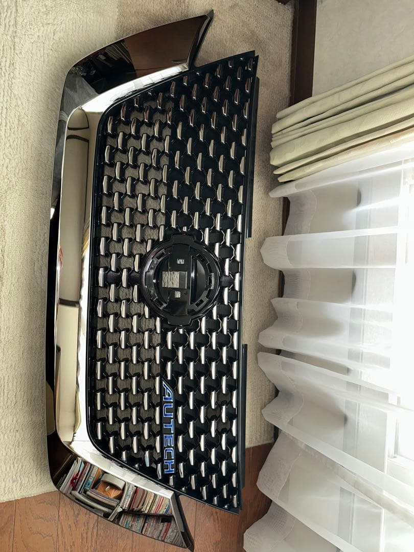 セレナオーテックC27純正前期ブラックソリッドメッシュグリル