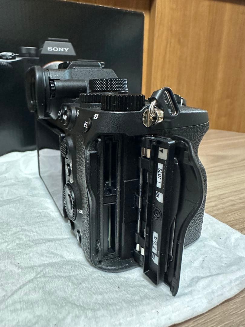 粉*雪様 SONY α7Ⅳ ILCE-7M4Kミラーレス一眼 本体　防湿庫+おま