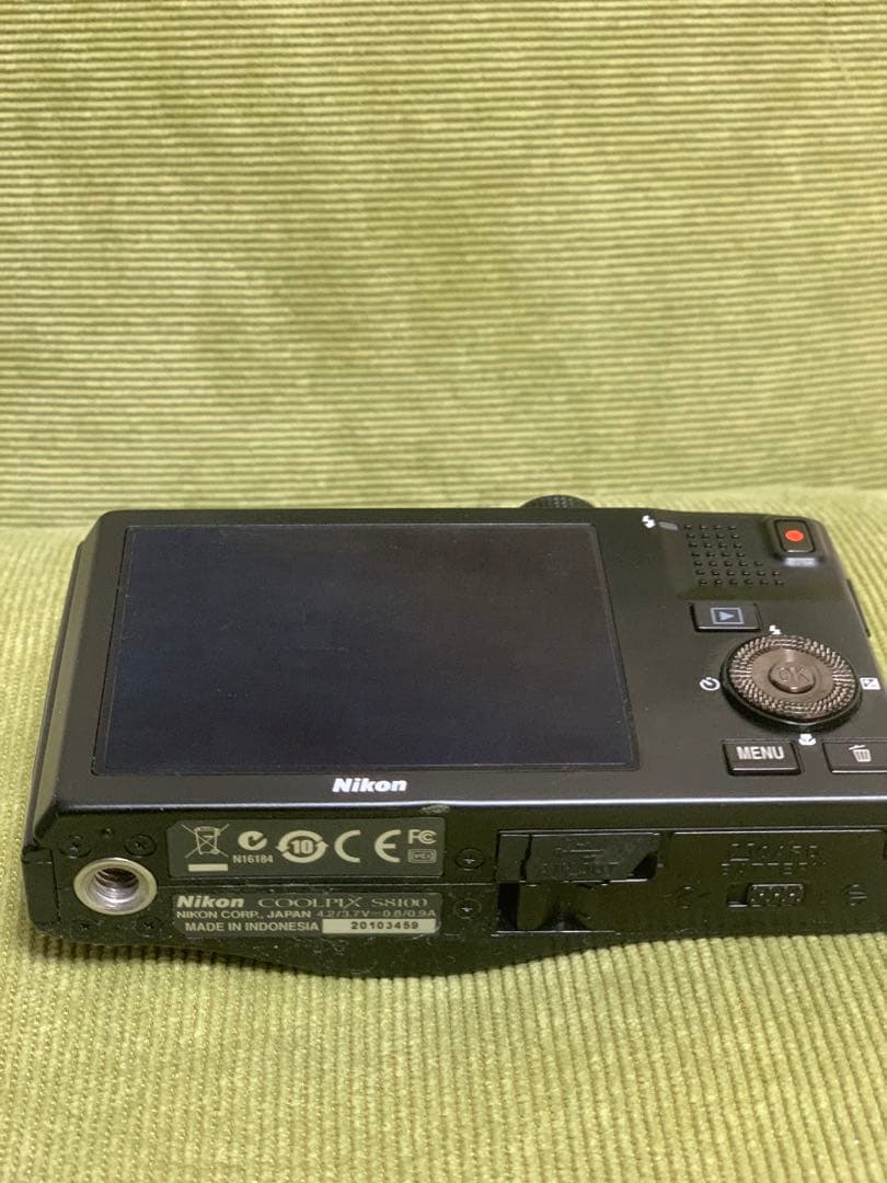 ニコン COOLPIX S8100