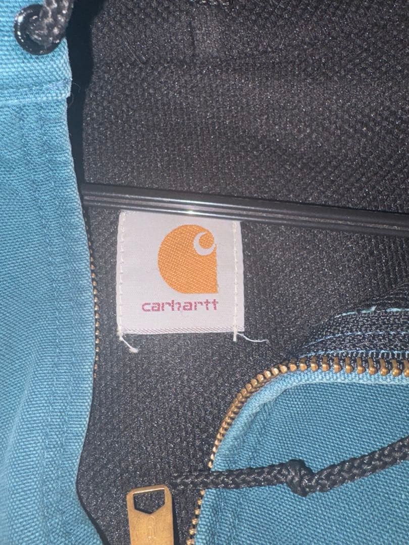 カーハートアクティブジャケット