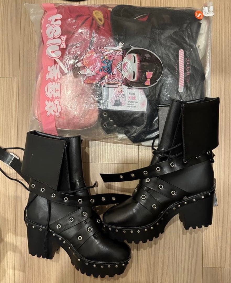 【豪華フルセット】勝利の女神：NIKKE ユニ　コスプレ衣装＋ヴィック＋靴　S