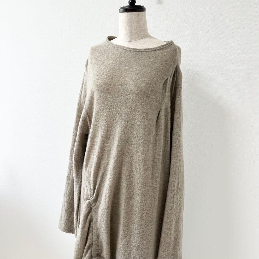 慈雨　変形ニットワンピース　ベージュ　ウール　40
