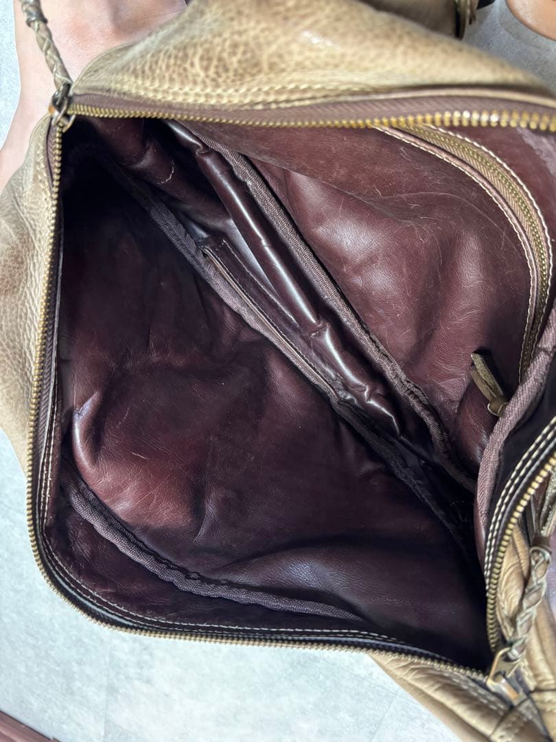 KETO ストマックショルダーバッグ ボディバッグ ベージュ