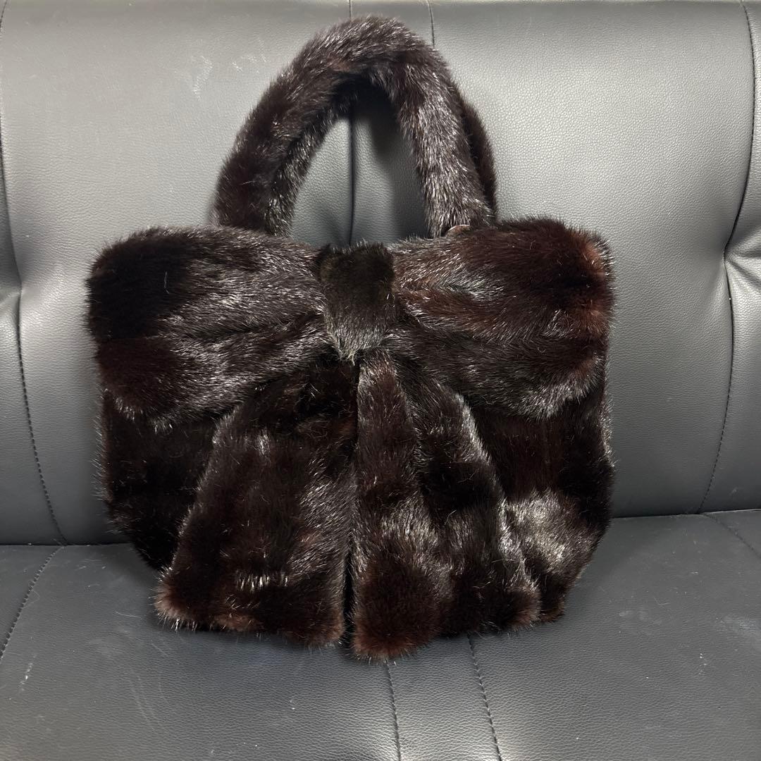 新品❣️高級ミンクリボン付きトートバッグ❣️定番ブラック❣️