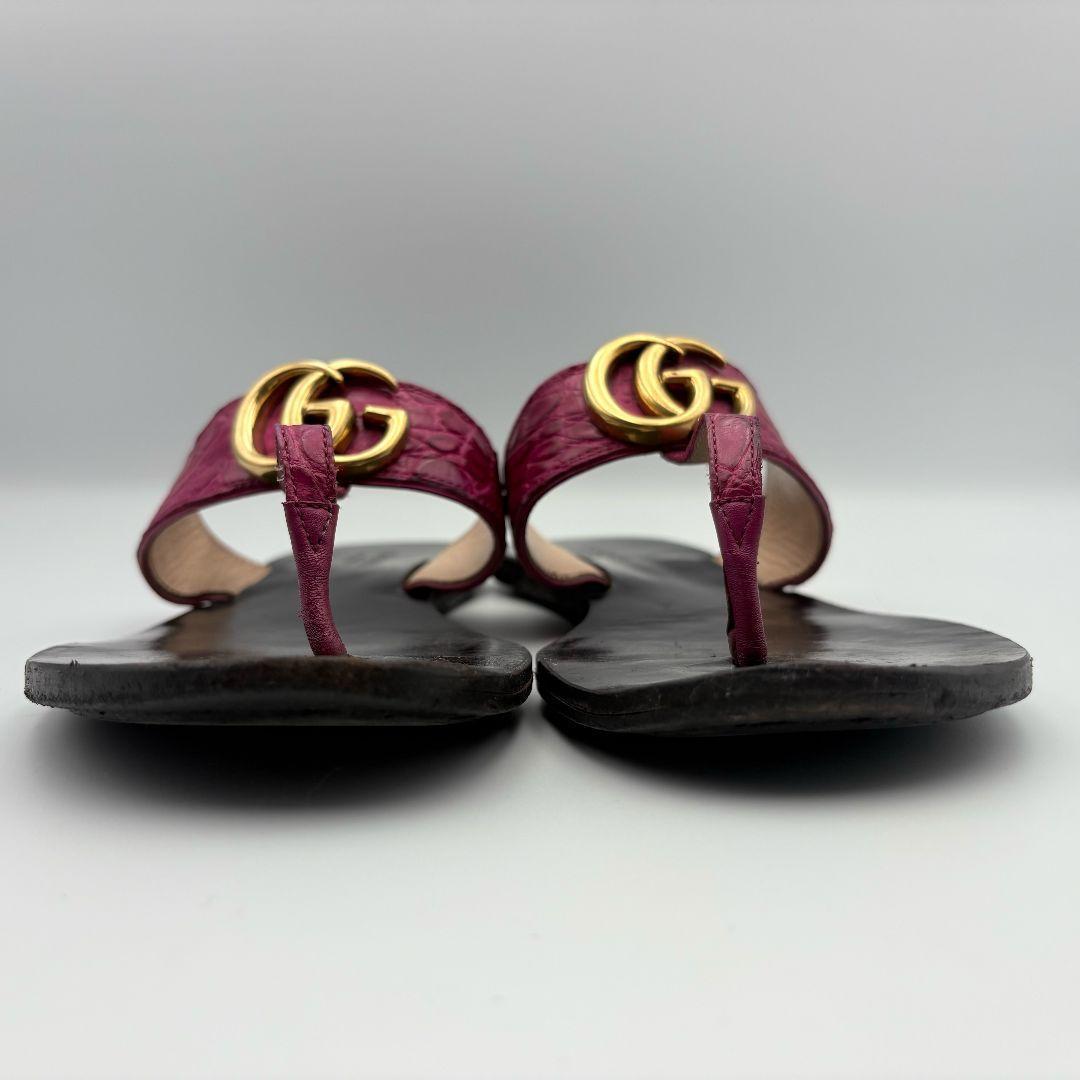 グッチ　GGマーモント　クロコ　レザー　トングサンダル　ブラック　パープル