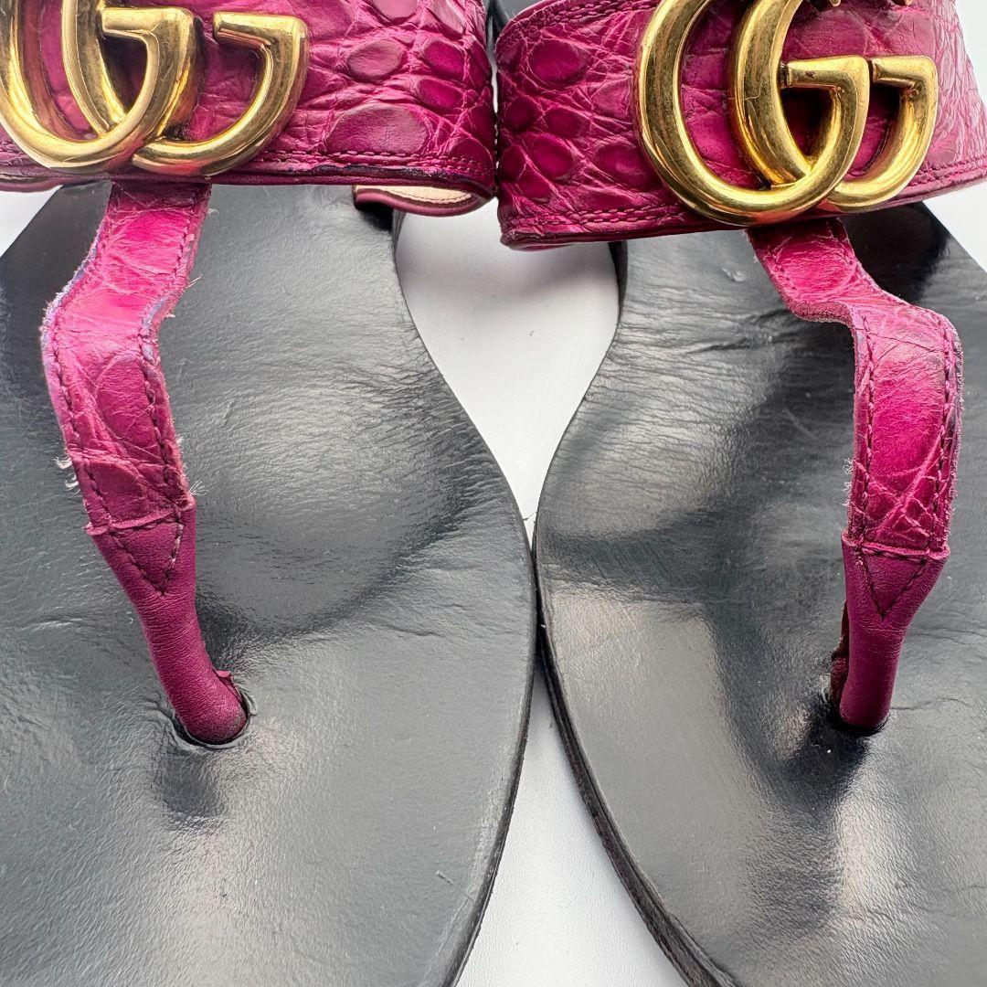 グッチ　GGマーモント　クロコ　レザー　トングサンダル　ブラック　パープル