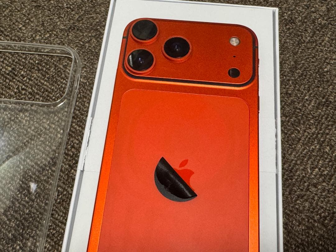 【週末特価】iPhone XR （17 Pro風カスタム） 128GB