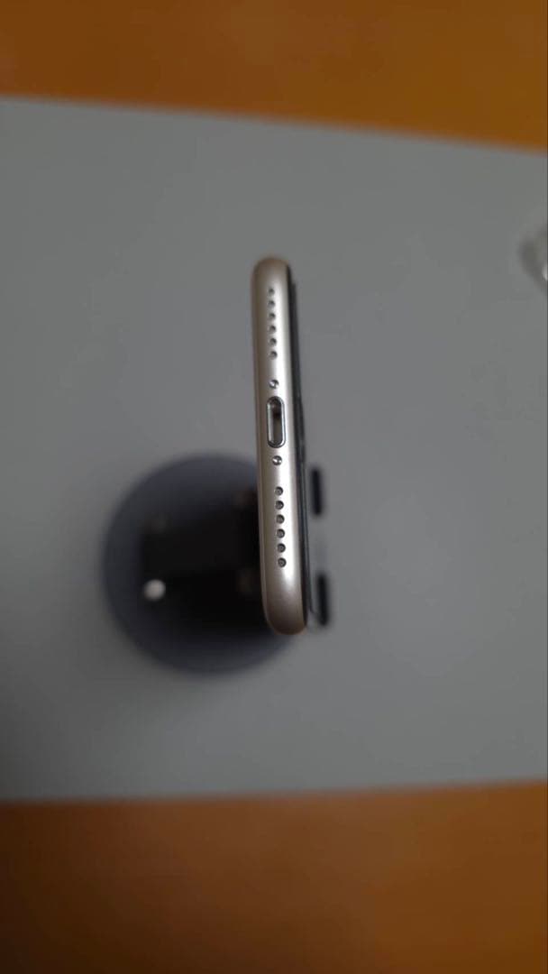 スマートフォン本体 Apple iPhone SE 3 64 GB