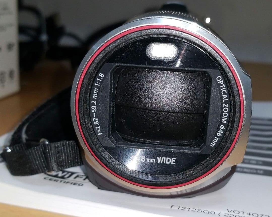 ボ*ン様 Panasonic HC-V620M ビデオカメラ　動作良好