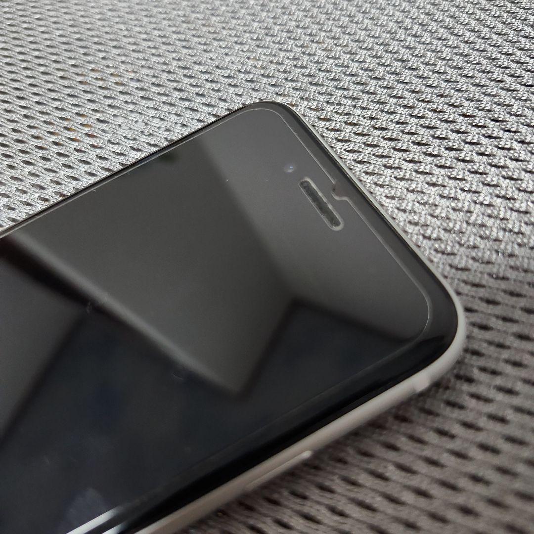 極美品　iPhone SE (第3世代) 128GB　ホワイト