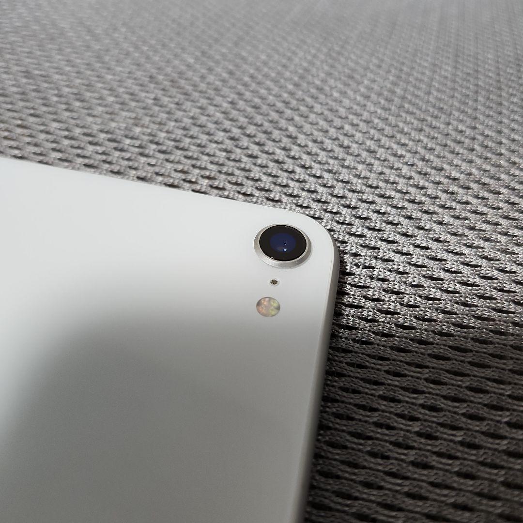 極美品　iPhone SE (第3世代) 128GB　ホワイト