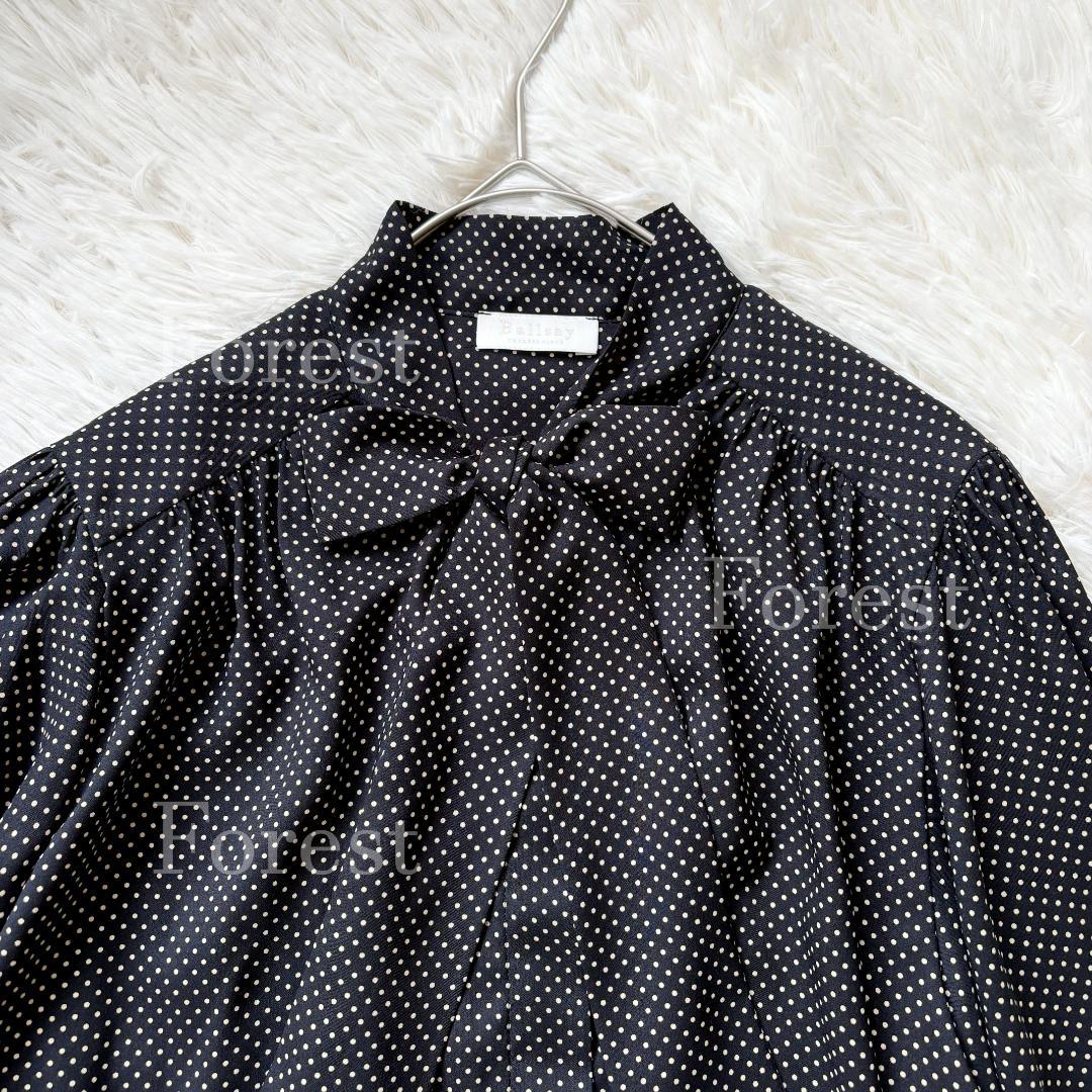 【美品】ミニドットプリントボウタイブラウス　size36　トゥモローランド