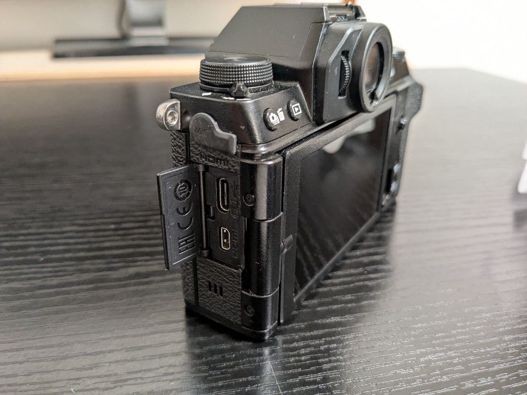 FUJIFILM X-S10 ボディ（レンズなし）