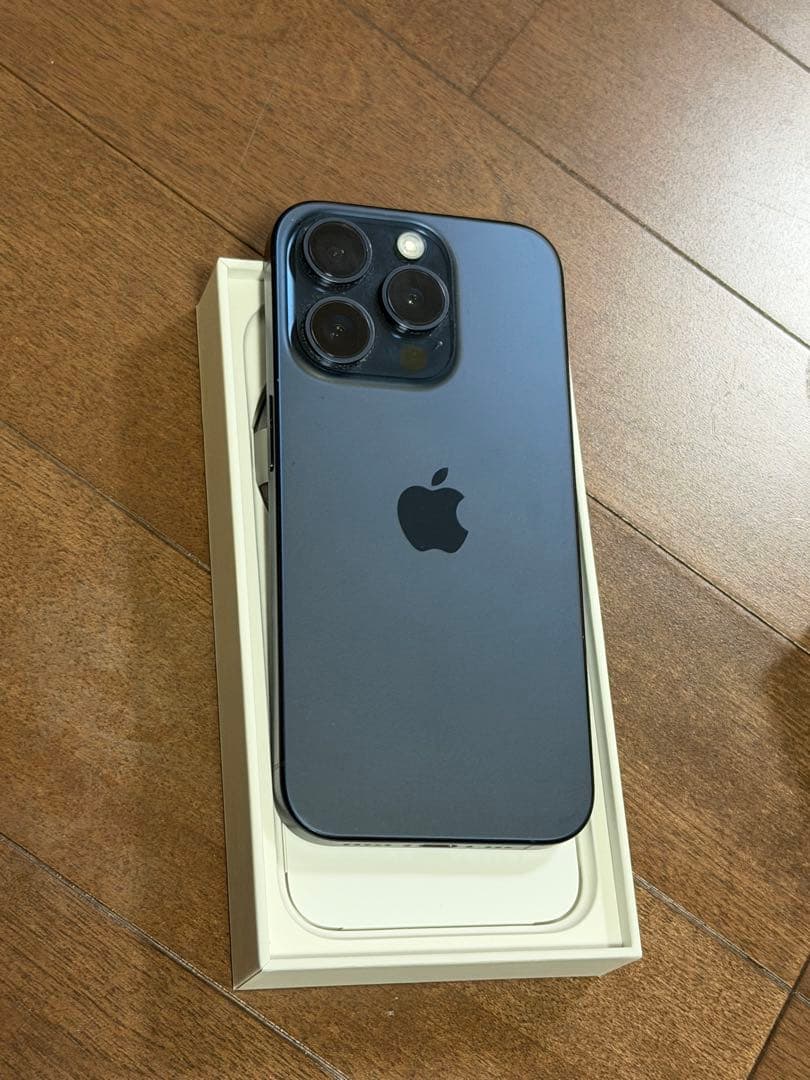 iPhone 15 Pro ブルーチタニウム 本体