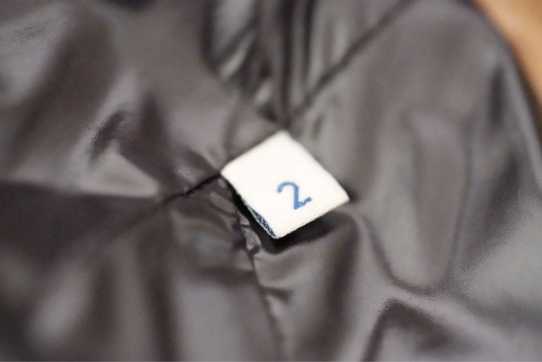 【モンクレール　BULGARIE　ダウンジャケット】