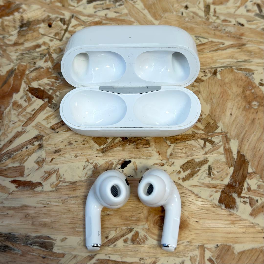 【中古】Apple AirPods Proライトニング端子モデル