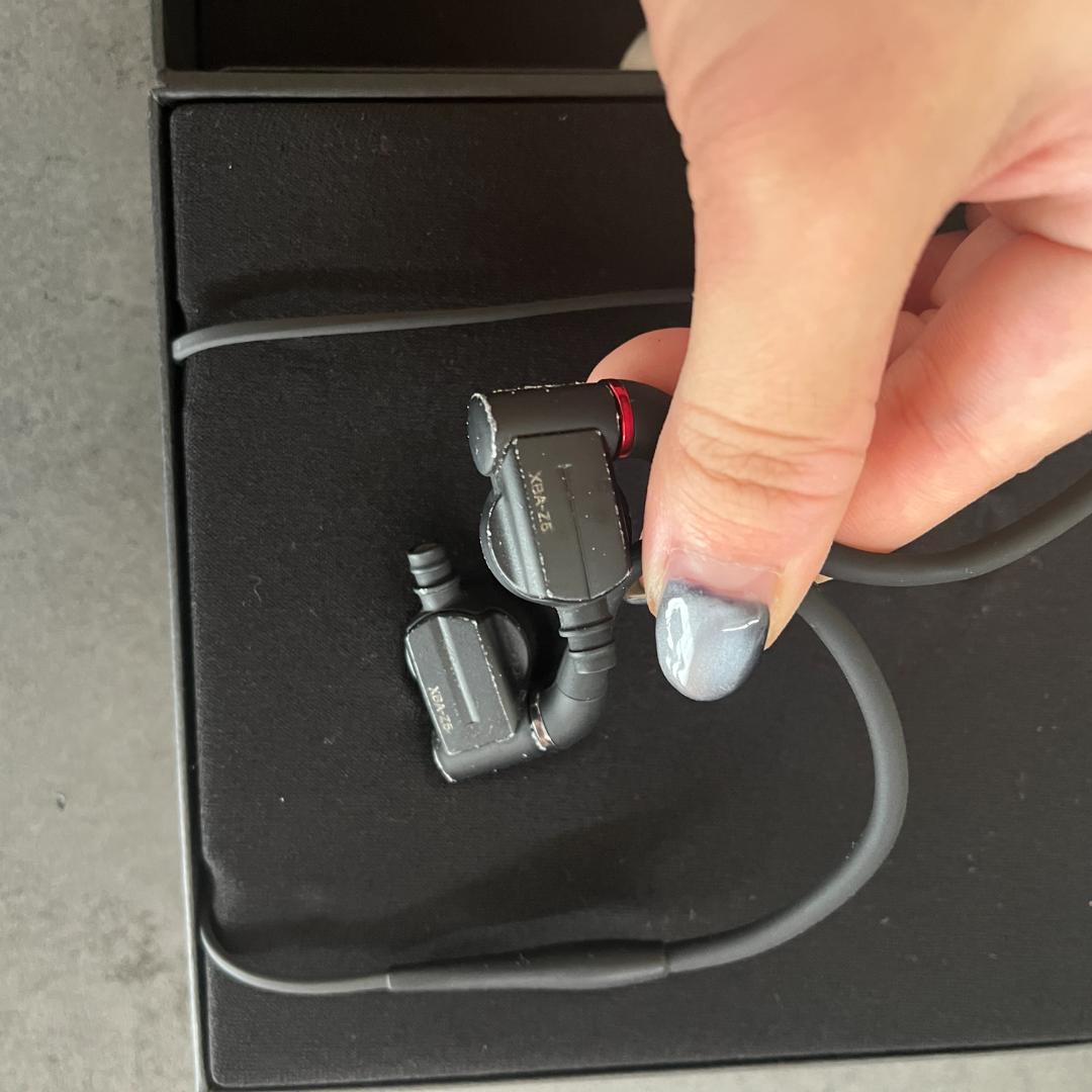 SONY XBA-Z5 ソニー イヤホン 箱付属品有。