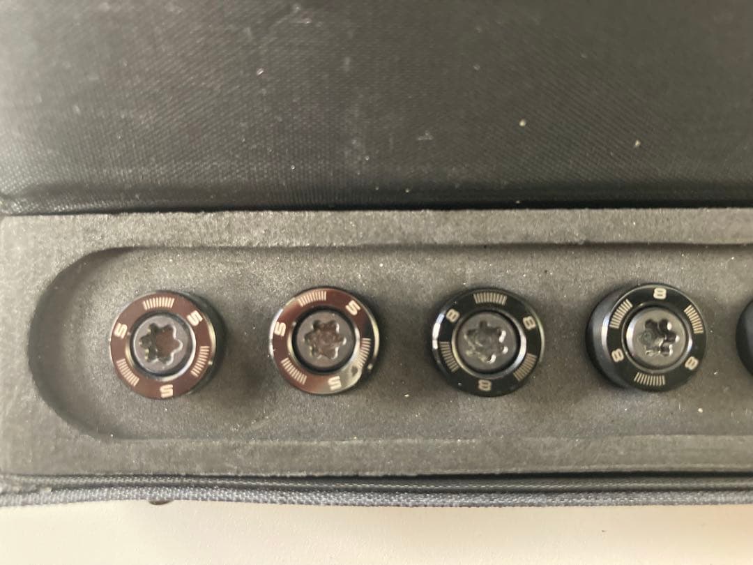 TaylorMade ドライバーウエイト収納ケース付き