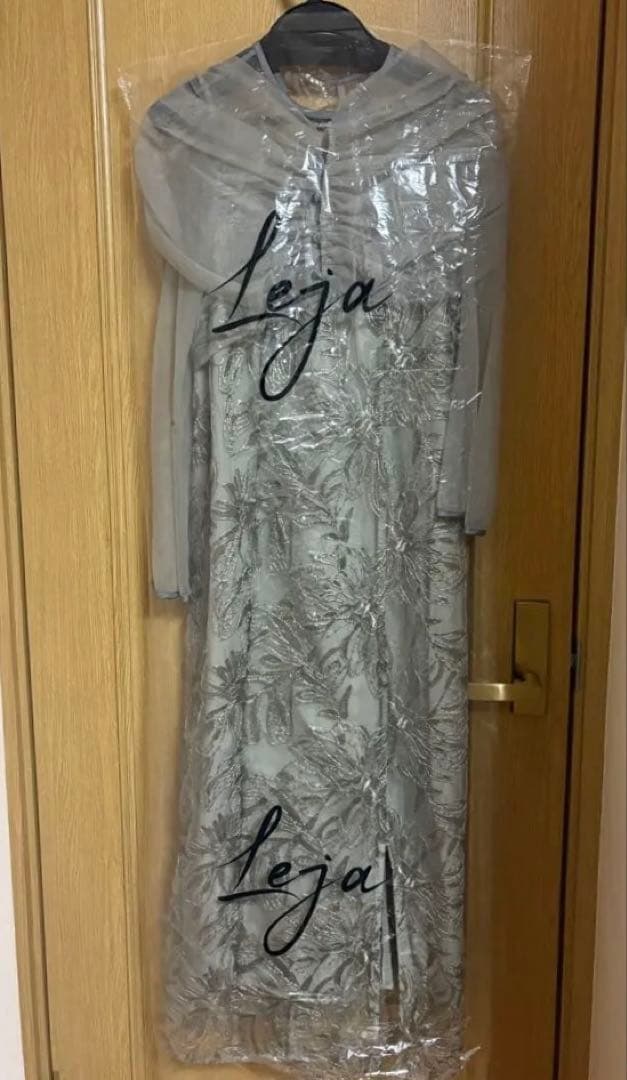 Leja ＊ チュールオフショルダー花柄Iラインワンピースドレス