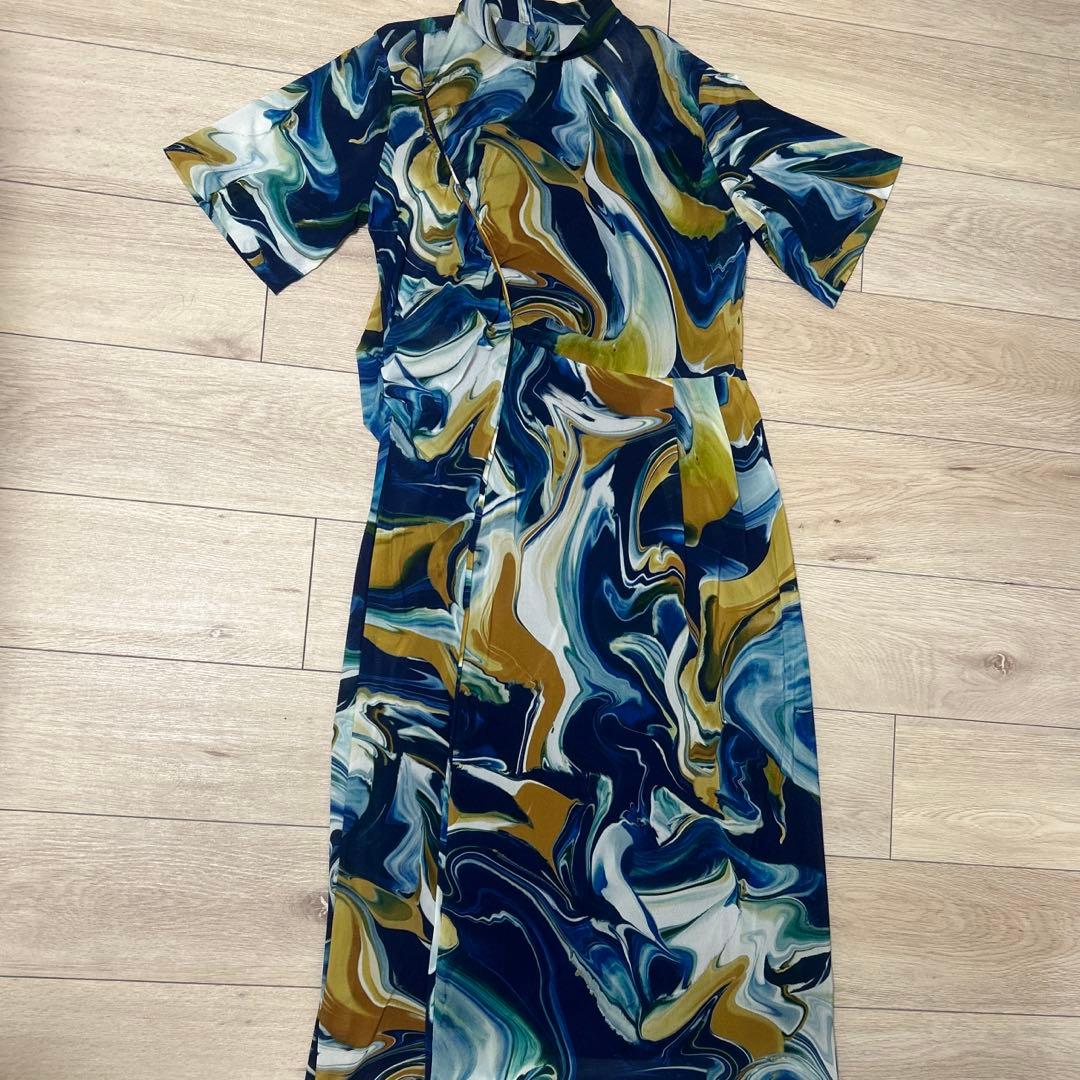 新品タグ付きUNITED TOKYO DWSマーブルドレープワンピース