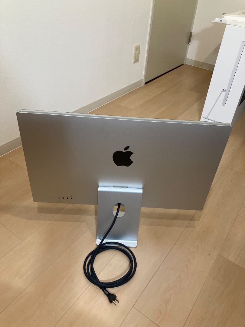 【美品】Apple Studio Display 標準ガラス／傾き調整スタンド