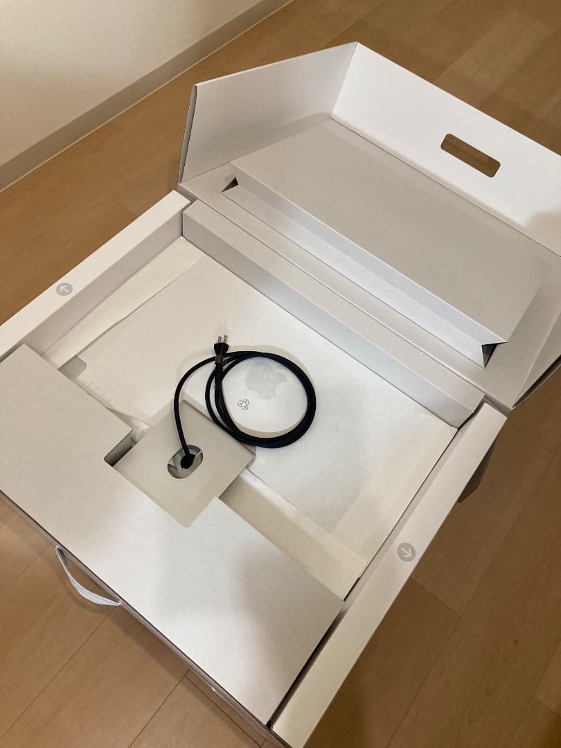 【美品】Apple Studio Display 標準ガラス／傾き調整スタンド