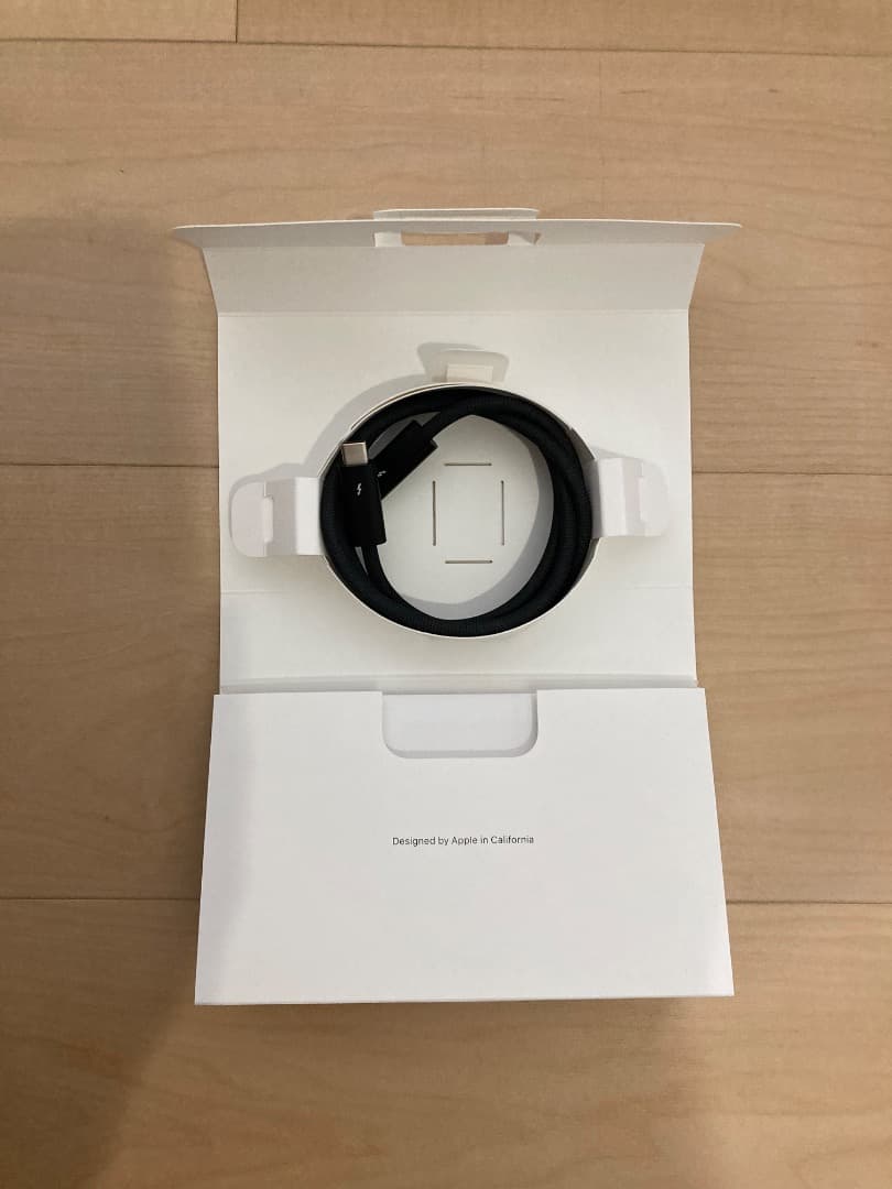 【美品】Apple Studio Display 標準ガラス／傾き調整スタンド