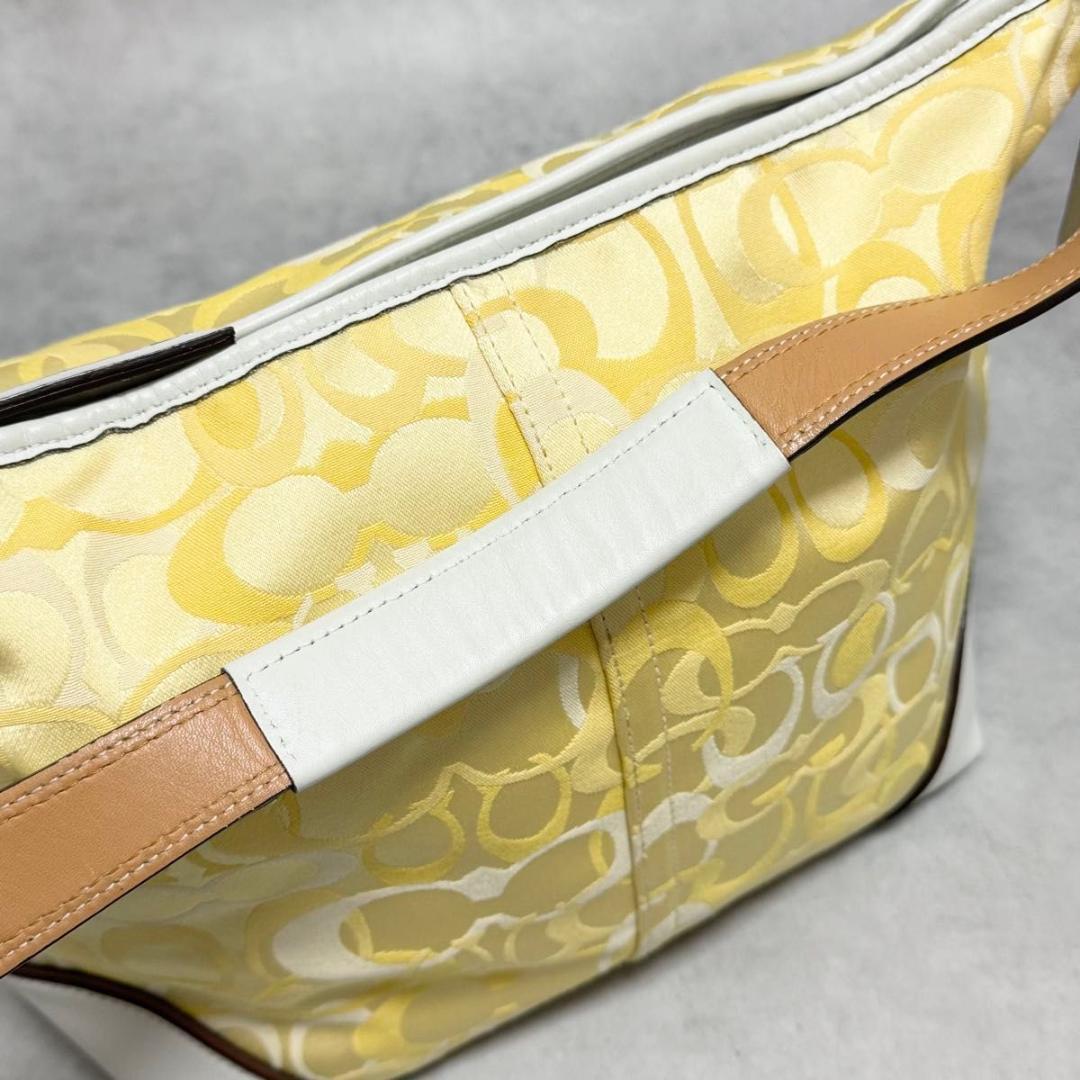 バッグ Rare COACH Yellow Signature One Shoulder
