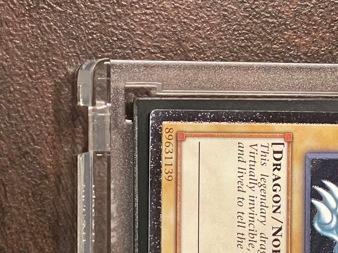 遊戯王　ots28 op28 青眼の白龍　レリーフ　北米版