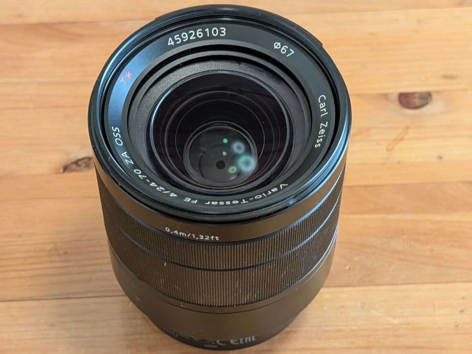 SONY 24-70mm ZEISS T✳F4 Vario-Tessarレンズ