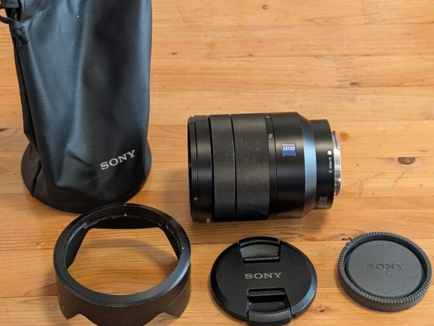 SONY 24-70mm ZEISS T✳F4 Vario-Tessarレンズ
