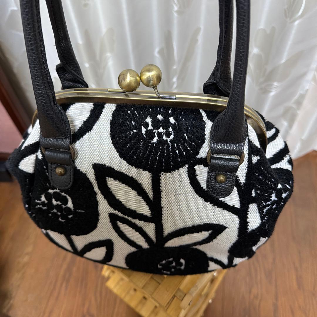 [美品] SOAR SOLe ソアソウル　ゴブラン織　がまくち型バック　お洒落