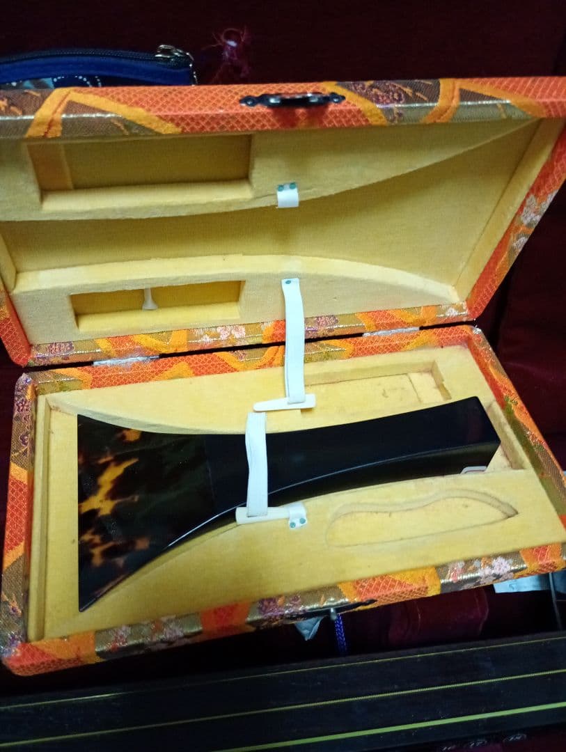 三味線本体 ハードケース付き