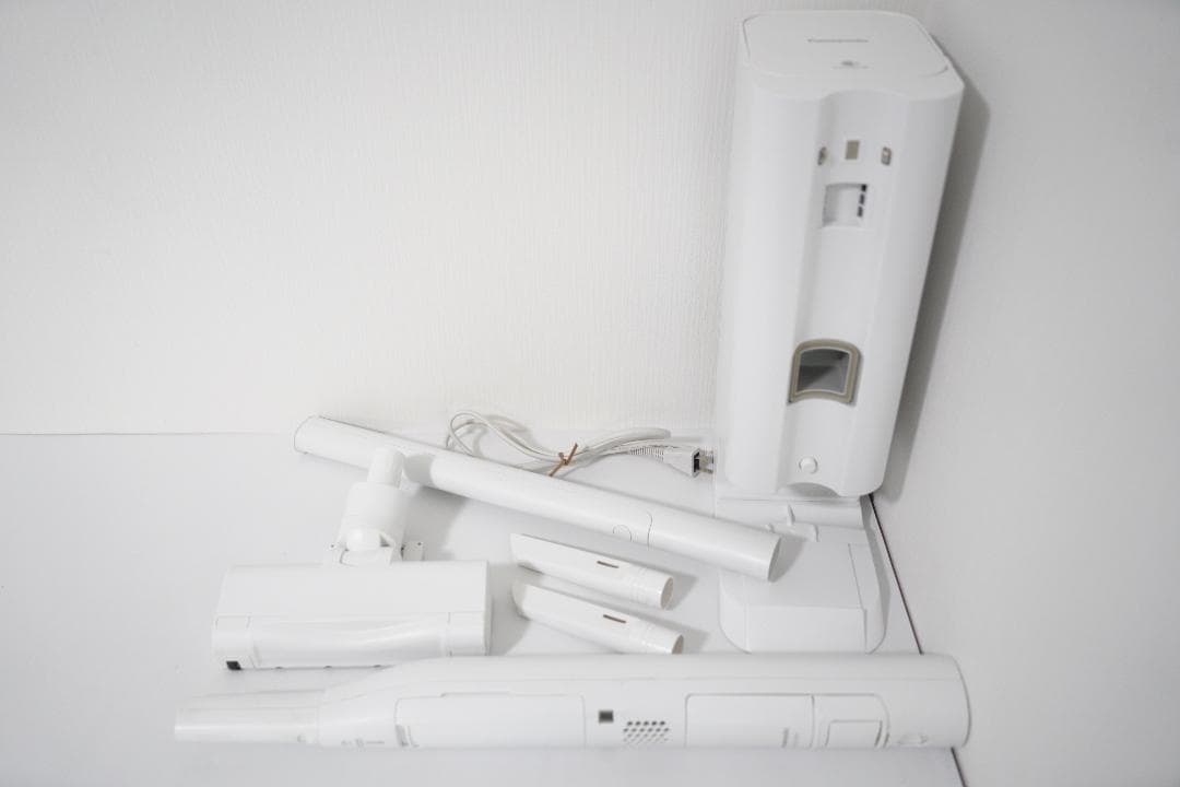Panasonic　パナソニック　MC-NS100K　コードレススティック掃除機