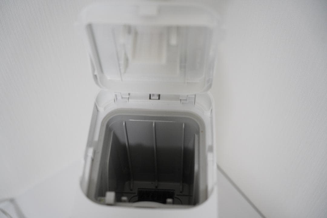 Panasonic　パナソニック　MC-NS100K　コードレススティック掃除機